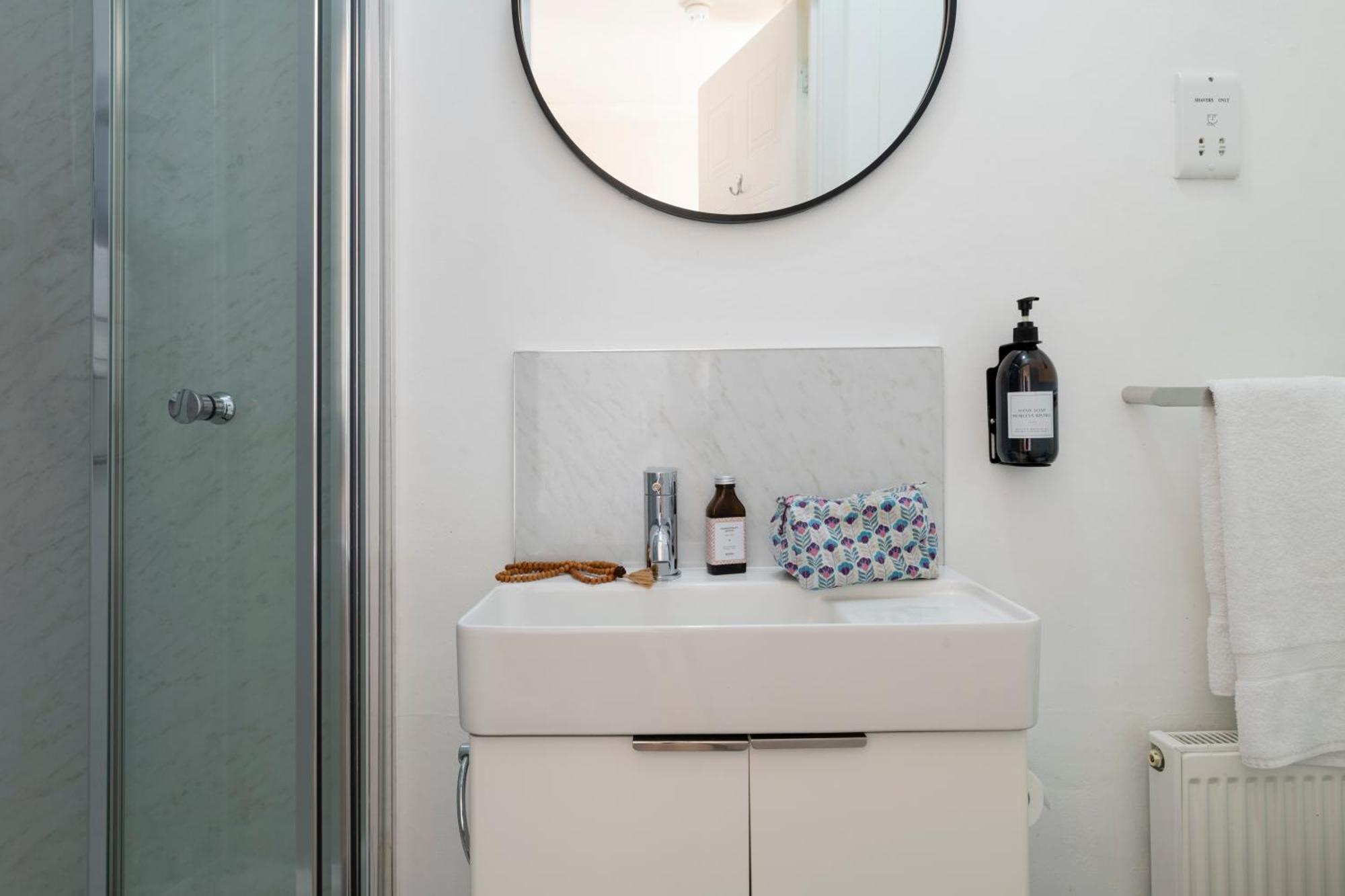 Morleys Rooms - Located In The Heart Of Hurstpierpoint By Huluki Sussex Stays Екстер'єр фото